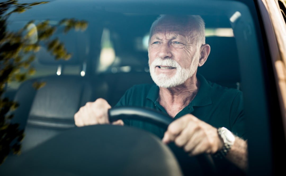 skuteczne środki pielęgnacyjne do samochodu